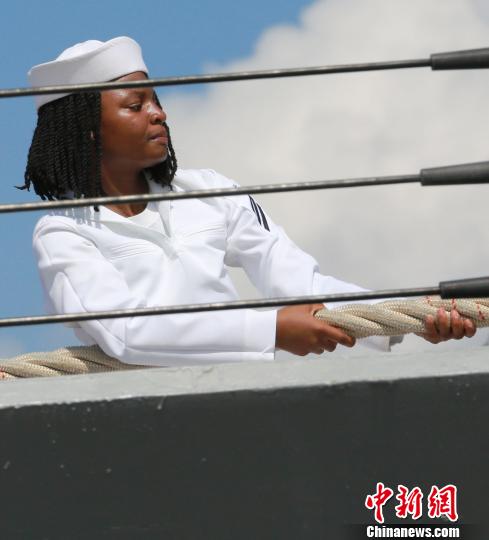 ����ʿ������������ ��