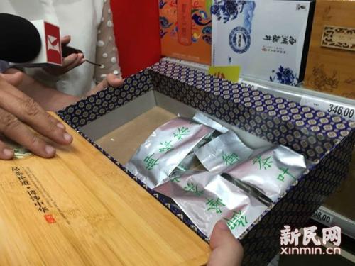 ͼ˵���������е����Ʋ��ϸ��Ʒ����F��/��