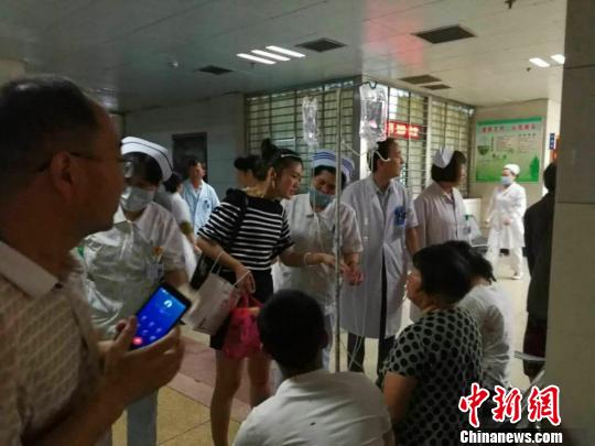 �����ֳ�������־�� ��