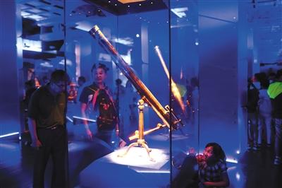 6��10�գ��ʹ����ο��ڹ��Ͻ����뺣��˿��֮·չ�����գ����׸���Ȼ���Ļ��Ų��ա��¾������� �ַ� ��