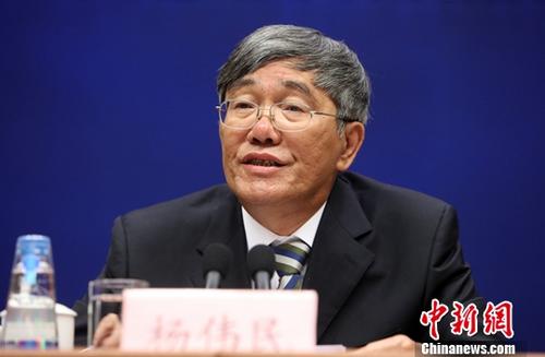 7��27�գ����°���е�ǰ�����������ŷ����ᡣ����ƾ��쵼С��칫�Ҹ�������ΰ���ڻ��ϱ�ʾ���ϰ��꾭������������ã��ṹ���������������� ��ɼ� ��