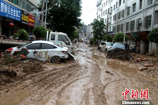 �����ؽ�ͷ�����ࡣ������ƽ ��