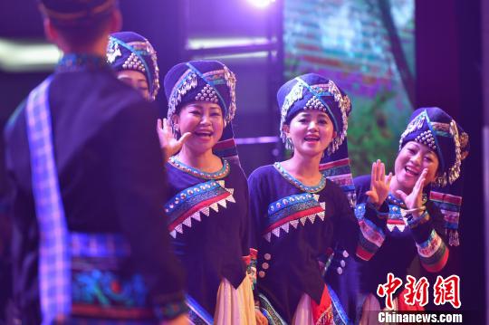 �ϳ����ݳ�����ѿ���顷�����ζ� ��