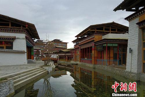 6��10�գ����ĵ�������֥³��С��������ۼ��³�ʲ�����Ϊ�������ȡ���³�ʹ�������С��������318�����ԣ���������ʡЯ�ֽ��裬��һ���ԡ������Ļ�����Ȼ��̬��ʥ���������ִ�ʱ�С�Ϊ����������ƵĹ��ʻ�����С����������� ���� ��