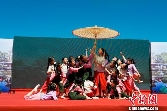 ������ʽ�ϣ����������ظ��������󡣡�֣���� ��