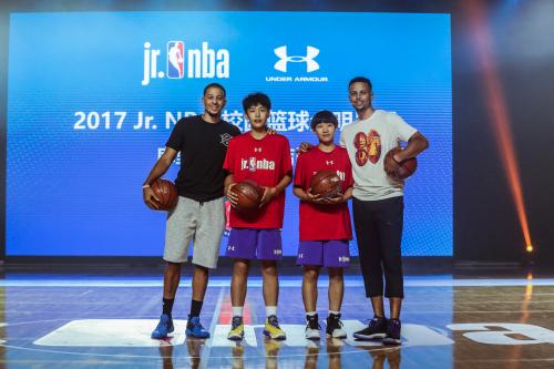 �����ֵ���С��Ա��Ӱ ���췽��ͼ