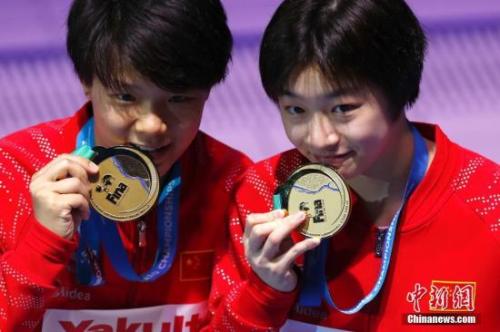 ����ʱ��7��17�գ�2017����Ӿ����������ˮŮ˫3�װ�����ڲ�����˹���У��й����ʩ͢������������333.30�ֶ�ùھ��� ��������� ���� ��