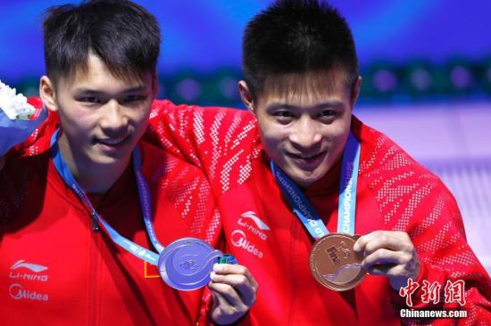 ����ʱ��7��22�գ�2017����Ӿ����������ˮ����10��̨�����ڲ�����˹���У��й�ѡ�ֳ°�ɭ����ֱ���585.25�֡�565.15��ժ������ͭ�ơ� ��������� ���� ��