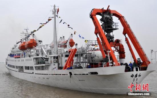 11��25�գ���Բ�����2014-2015��������������Ӧ�ú��ε�һ���οƿ�����֮���й���Ǳ����ĸ����������09�����ٴδ��ء������š�����Ǳˮ���ӽ������Ϲ�����ͷ�𺽣���ʽ�ϸ�����ӡ����ִ�еڶ������������񡣹��Һ��������ع������������ں�����ܣ��˷������������żƻ���Ǳ20�Σ���2������Ǳ�Σ�����Ҫ������������ӡ��������������Դ��̽����չ�����������Դ����������Ժ���Һ΢�����������̼�������ԴǱ���о��������й�����ʺ��׹�����ǩ���Ŀ�̽��ͬҵ�񣬿�չ���ѧ�о��������緢 ��Ȩ ��