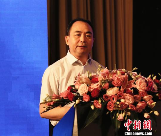 ɽ����Ͷ��ί��ǡ����³��ﲨ��ʾ���ӿ췢չס�������г���һ�����������ϲ�¡�����Ҳ ��