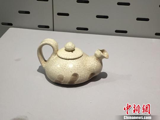 �����Ʒ�����ɡ��ϵ�������ָ�ۼ�����ͯЦ�� ��