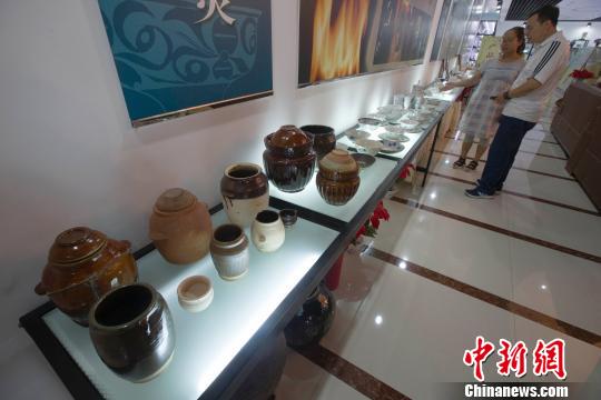 ���ڹ������Ϸ����մɲ�Ʒ�������� ��