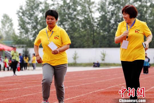 ͼΪ�ﾶ��Ŀ���������� ��