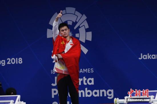 8��20�գ��ڸոս����ĵ��żӴ����˻�����800������Ӿ�ı����У��й�ѡ��������7��48��36�ĳɼ����������¼��ڣ���Ҳ�����ڱ������˻��õĸ��˵ڶ�����ơ�ͼΪ�й�ѡ�������̨�콱����������� ���� ��