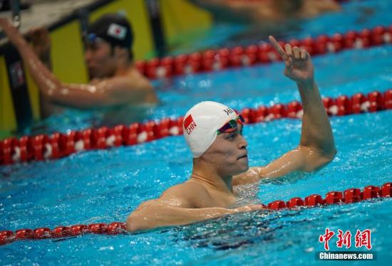 ����ʱ��8��21�գ��żӴ����˻�����400������Ӿ�����������ڵ��ĵ�������300�׺��Ծ��������������в���ѡ�֣�������3��42��92�ĳɼ����ɶ�ڡ����˻���Ӿ������������죬��Ҳ�������ջ�ı������˻���˵������ö���ơ���������� ������ ��